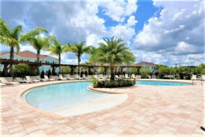 New In The Market Townhouse In West Lucaya!